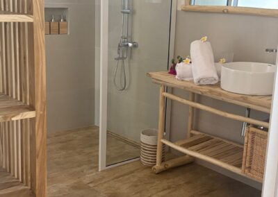 On the beach Maldives -Double room deluxe, il bagno